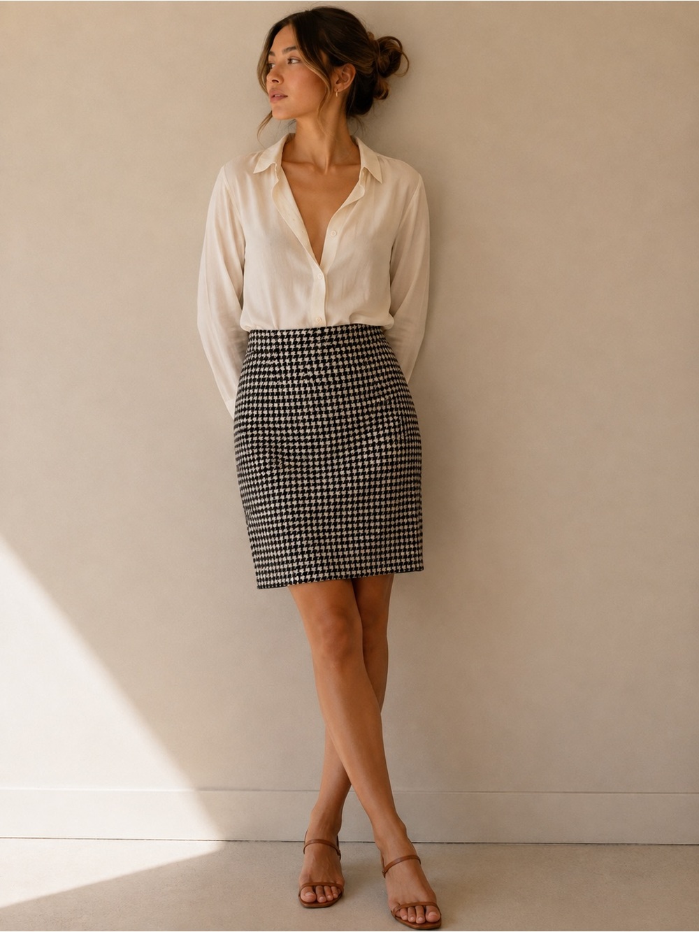 Banana Republic Houndstooth Black & Beige Pencil Skirt Size 4